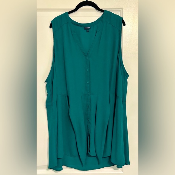 Torrid Blouse - Gently Used - Picture 2 of 3
